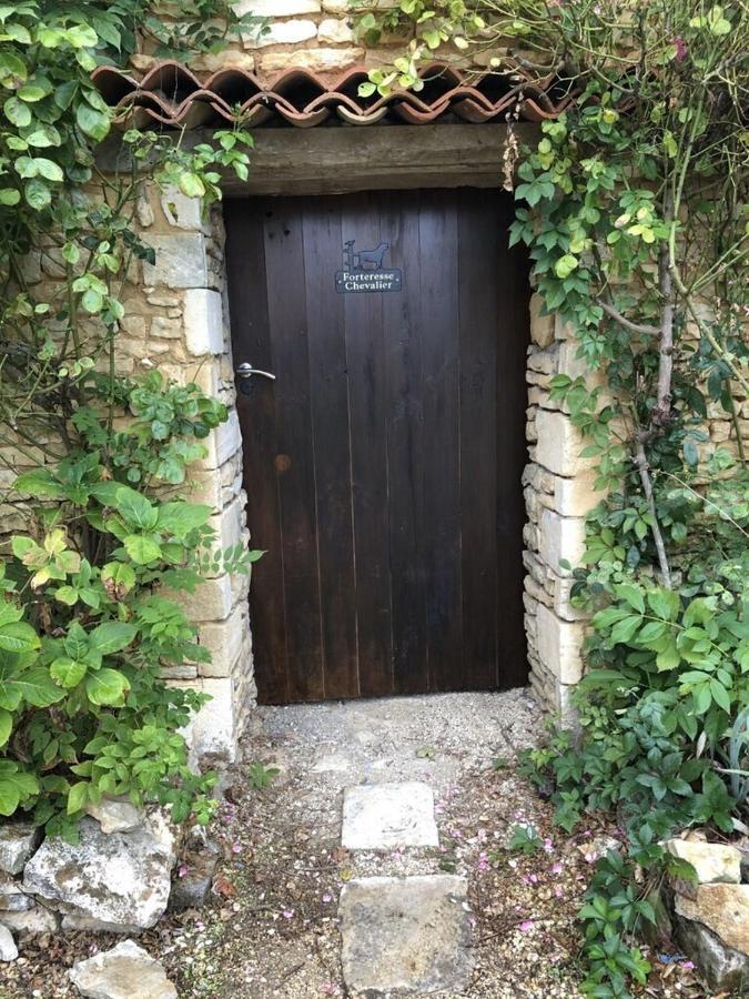 Blacksmiths Cottage In Blanzay - 3 Beds ภายนอก รูปภาพ
